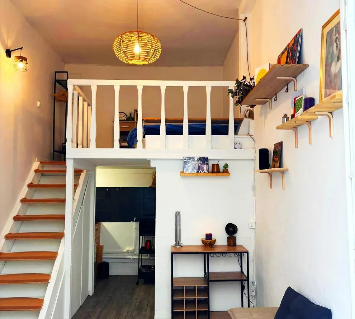 Central Paris Stay With Exceptional Comfort location