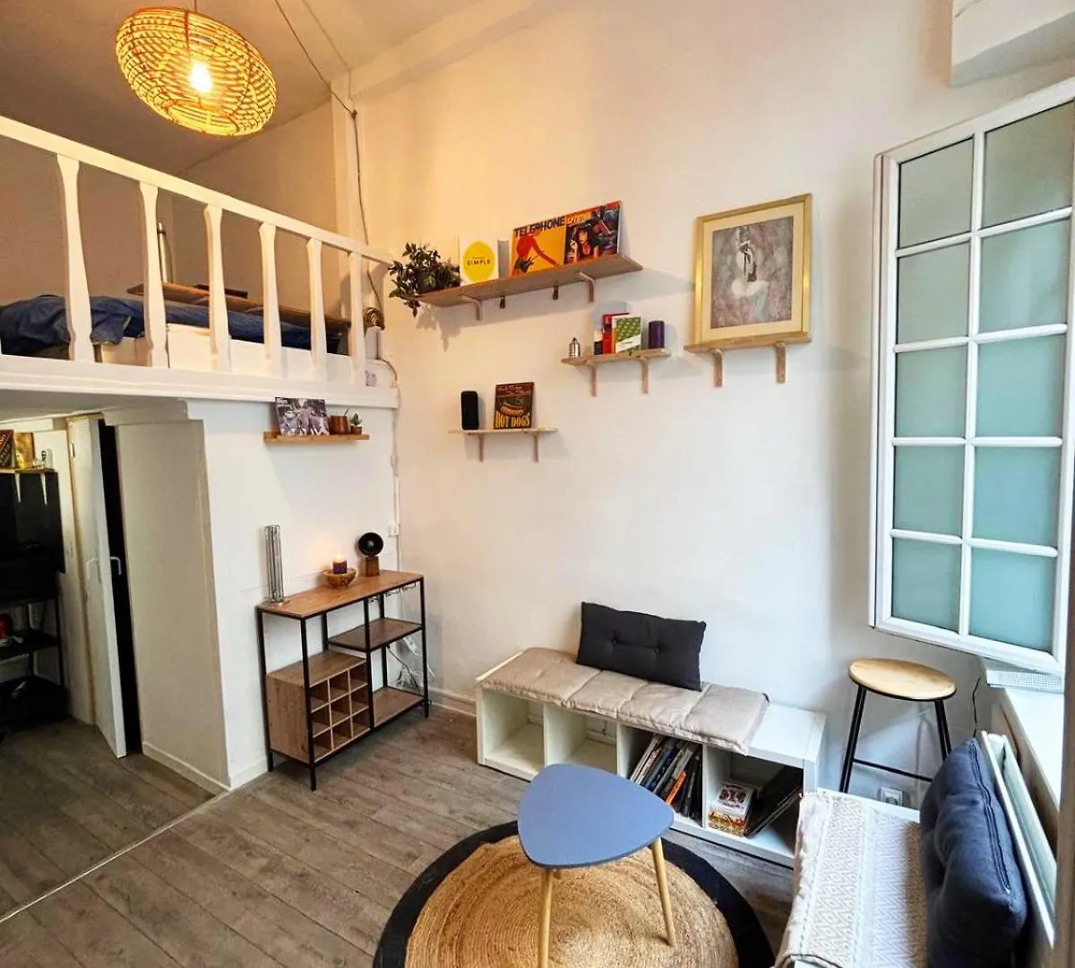 Central Paris Stay With Exceptional Comfort